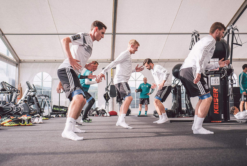 九州体育-俄罗斯队晋级小组第一,备战淘汰赛是哪一集